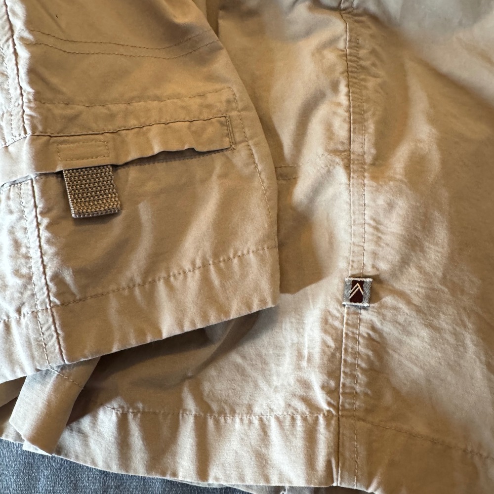 Alpine Design Womens Shorts XL Tan Cargo Hiking Utility Gorpcore Outdoor Granola - Picture 8 of 8